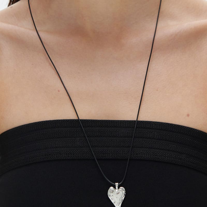 MATIAS Heart String Necklace (Silver)