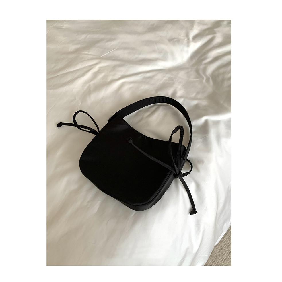 Ielgy Nylon Cloth Underarm Bag Trendy Saddle Bag Niche High-End Feeling Portable Red Bag