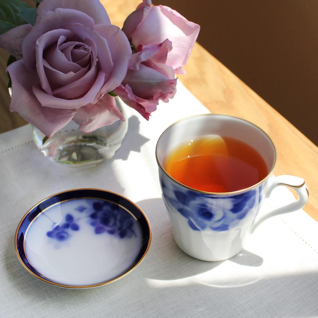 Okura Art Pottery Store Blue Rose Mug and Small Plate Set for Coffee and Made In <Direct Exclusive> Tea, Approx. 310cc, Japan, 114CCS/8011AR