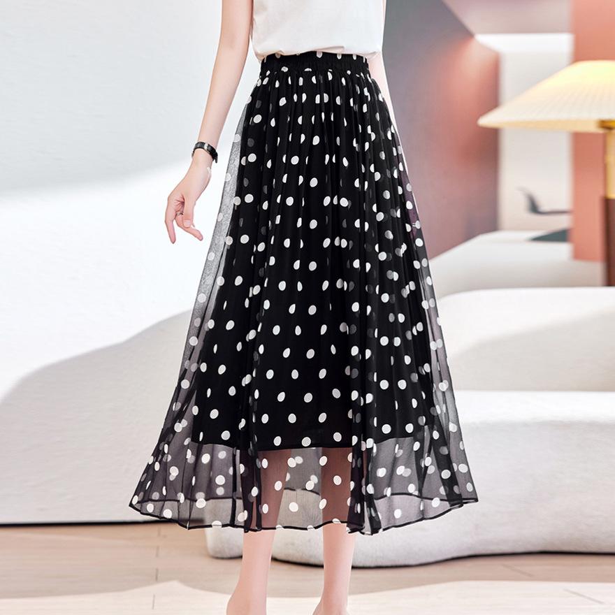 Polka dot silk skirt for women's  new polka dot high waist and thin mulberry silk A-shaped pendulum skirt covering hip length skirt