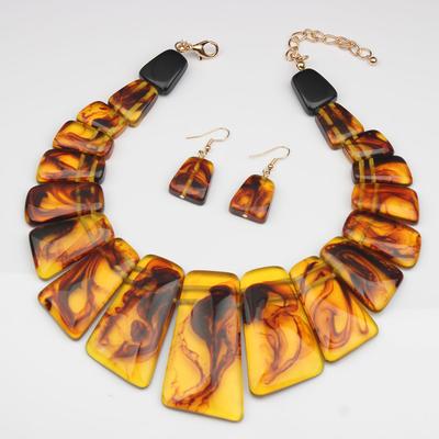 Übertriebenes Retro Personalisiertes Halsketten-Ohrring-Set Schmuck für Damen Yiwu