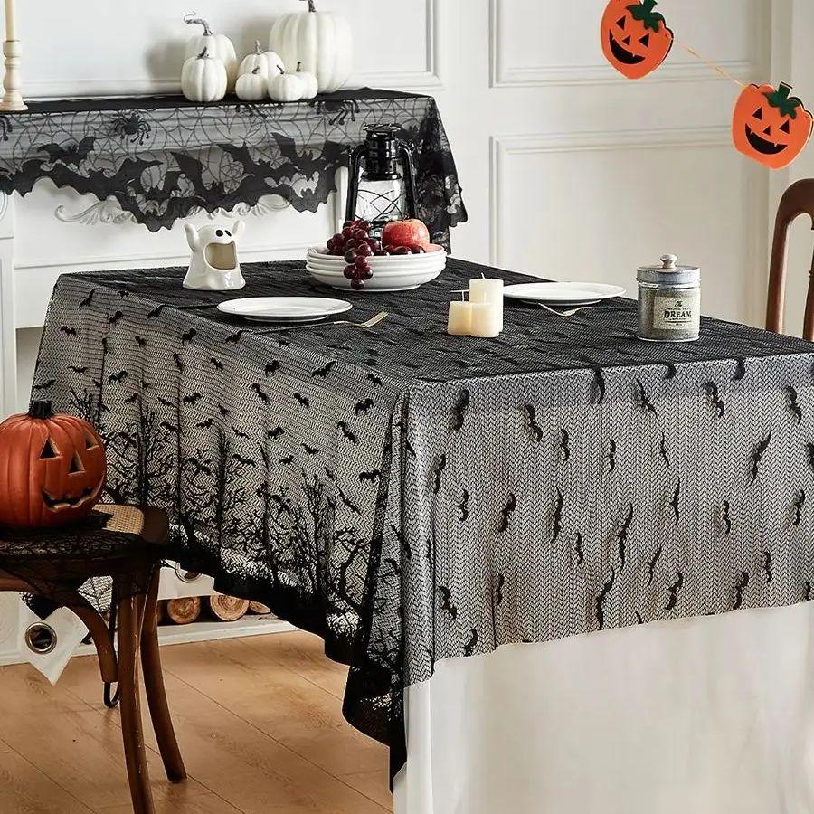 

Horaldaily Хэллоуин Скатерть 60x84 дюйма Прямоугольная, Летучие мыши Моющаяся Скатерть для Вечеринки Пикника Оформление Ужина 152x152cm