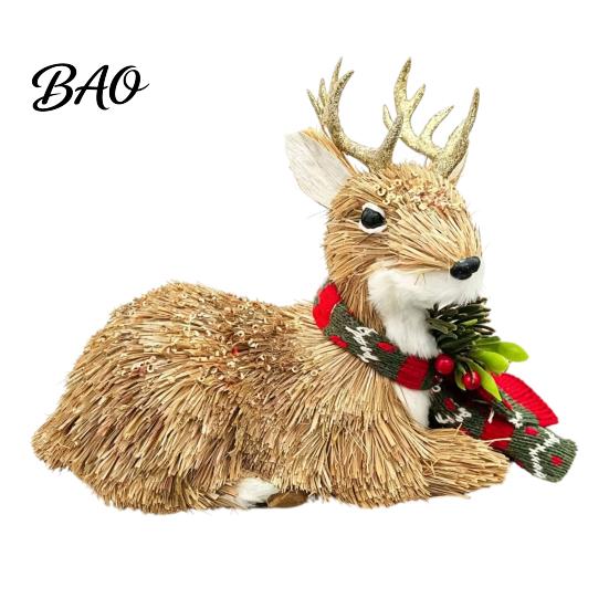 Forest Atmosphere Party Supplies Handmade Straw Deer/Squirrel Christmas Ornaments with Scarf, Retro Pastoral Style Natural Fiber Rustic Animal