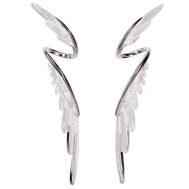 Feather Shaped Ear Cuff Earrings Adjustable Wing Design Lightweight Metal Accessories for Pierced Ears Suitable for Daily Wear and Special Occasions