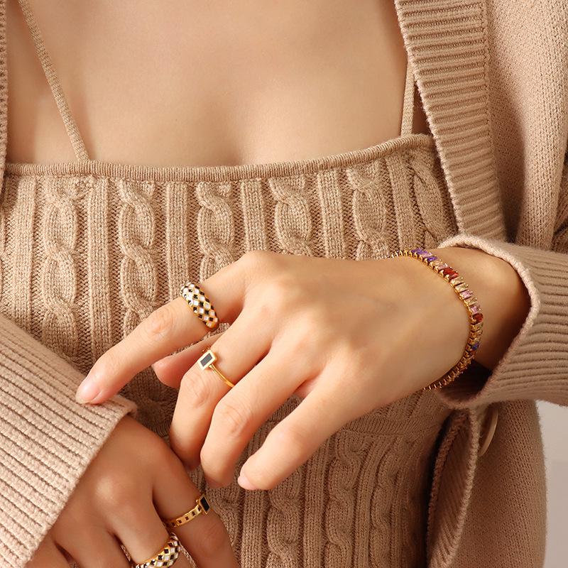 European Retro Zirconia Inlaid Necklace & Bracelet Jewelry Set