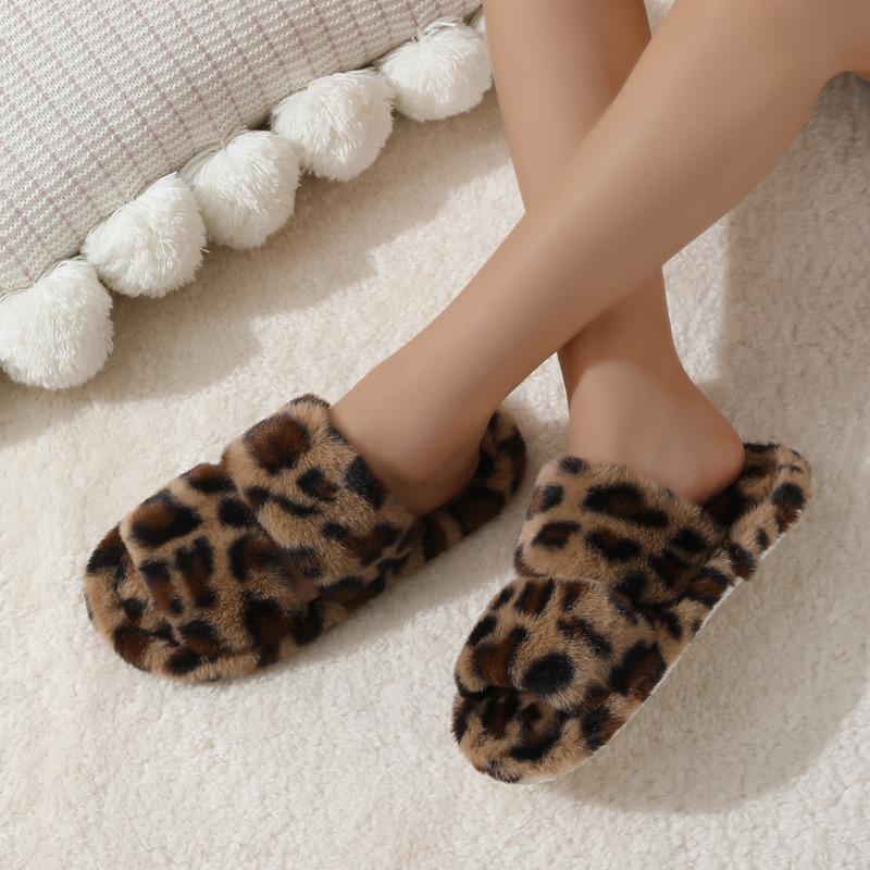 New leopard print fluffy slippers women's spring and autumn new flat bottom comfortable home plush cotton slippers