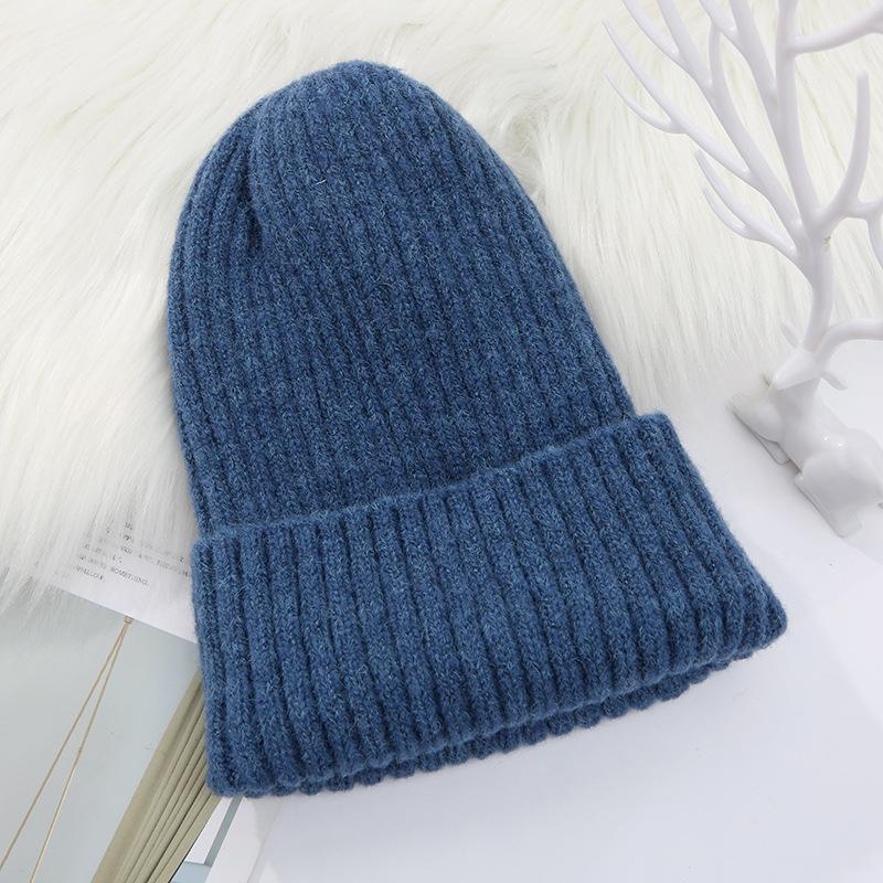 Zimní silná pletená čepice v barvě Bare Body Internet Red pletená čepice jednoduchá módní dámská sametová čepice