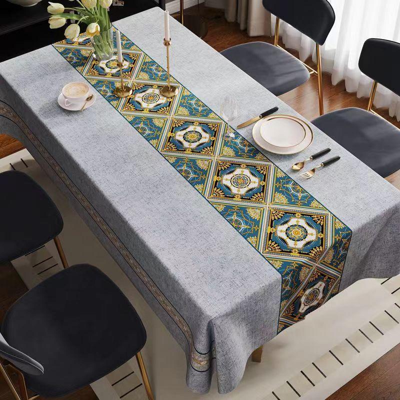 Față de masă PVC de lux ușor cu centru modelat - Impermeabilă, rezistentă la ulei și anti-opărire