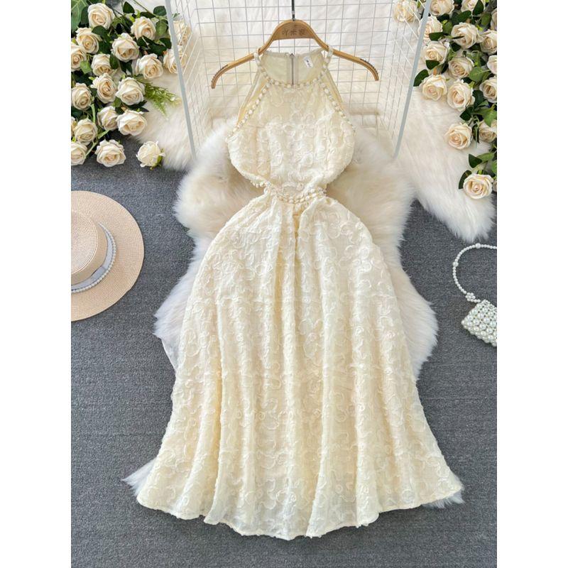 Accessible Luxury Fashion Shoulder-Baring A- line Large Hem Dress Halterneck