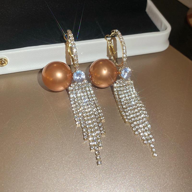 Light luxury zircon round artificial pearl ear buckle French retro fashion temperament earrings high-end exquisite earrings women