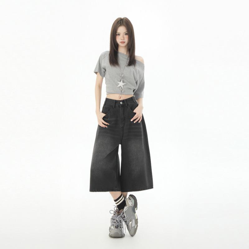 Women's American Retro High Waist Seven-Point Denim Shorts - Spring/Summer 2026, Slimming Wide-Leg Mid-Length Design.