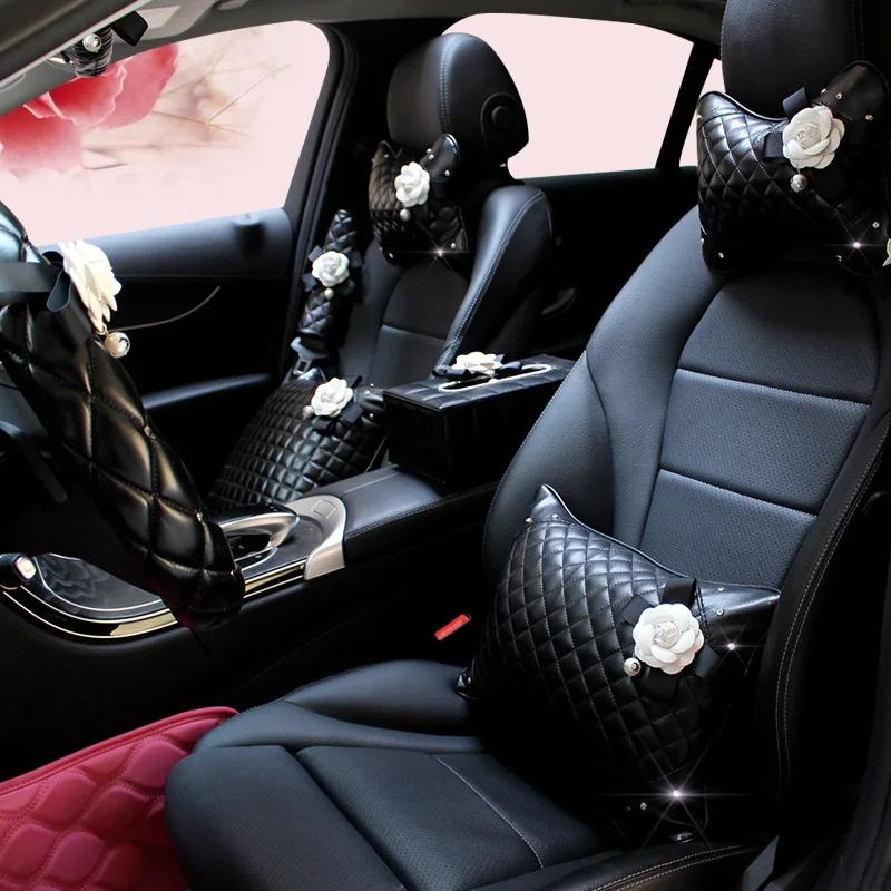 Camellia Flower Auto-Innenausstattung, Kristallleder, Auto-Schulterpolster, Schlüsseltasche, Taschentuchbox, Armlehnenmatte, Anhänger, Spiegelhaken