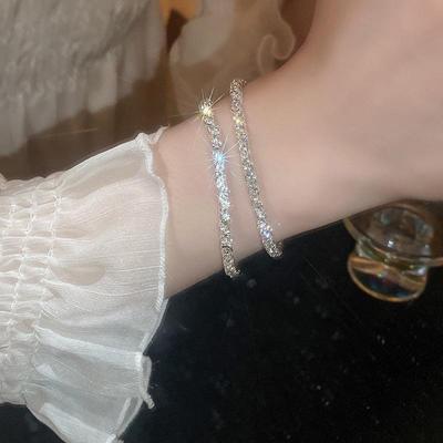 Bracelet élastique Xiaohongshu Diamant Ciel Étoilé: Accessoire pour femme polyvalent, luxe léger, haut de gamme