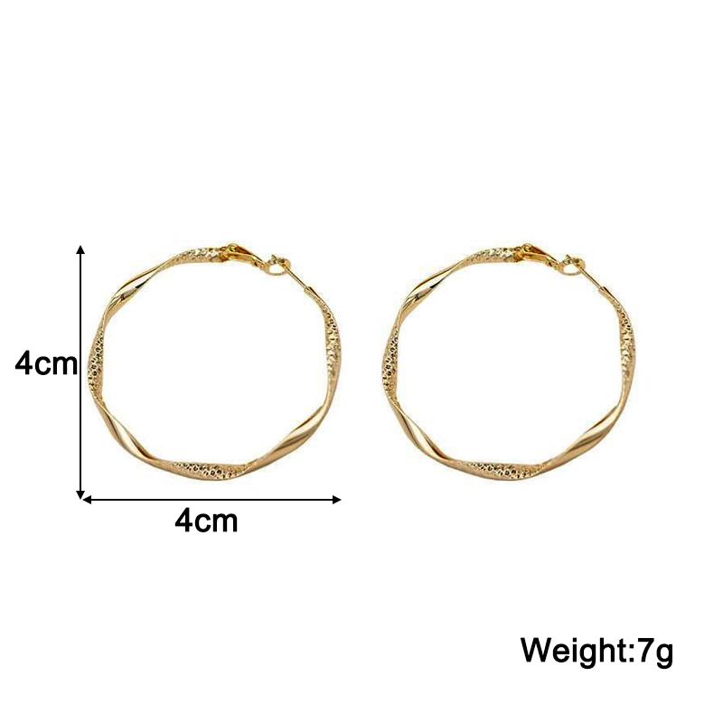 Hollow Geometric Statement Women's Hoop Earrings Gold Metal Square Uneven Twisted Loop Earrings for Female brincos