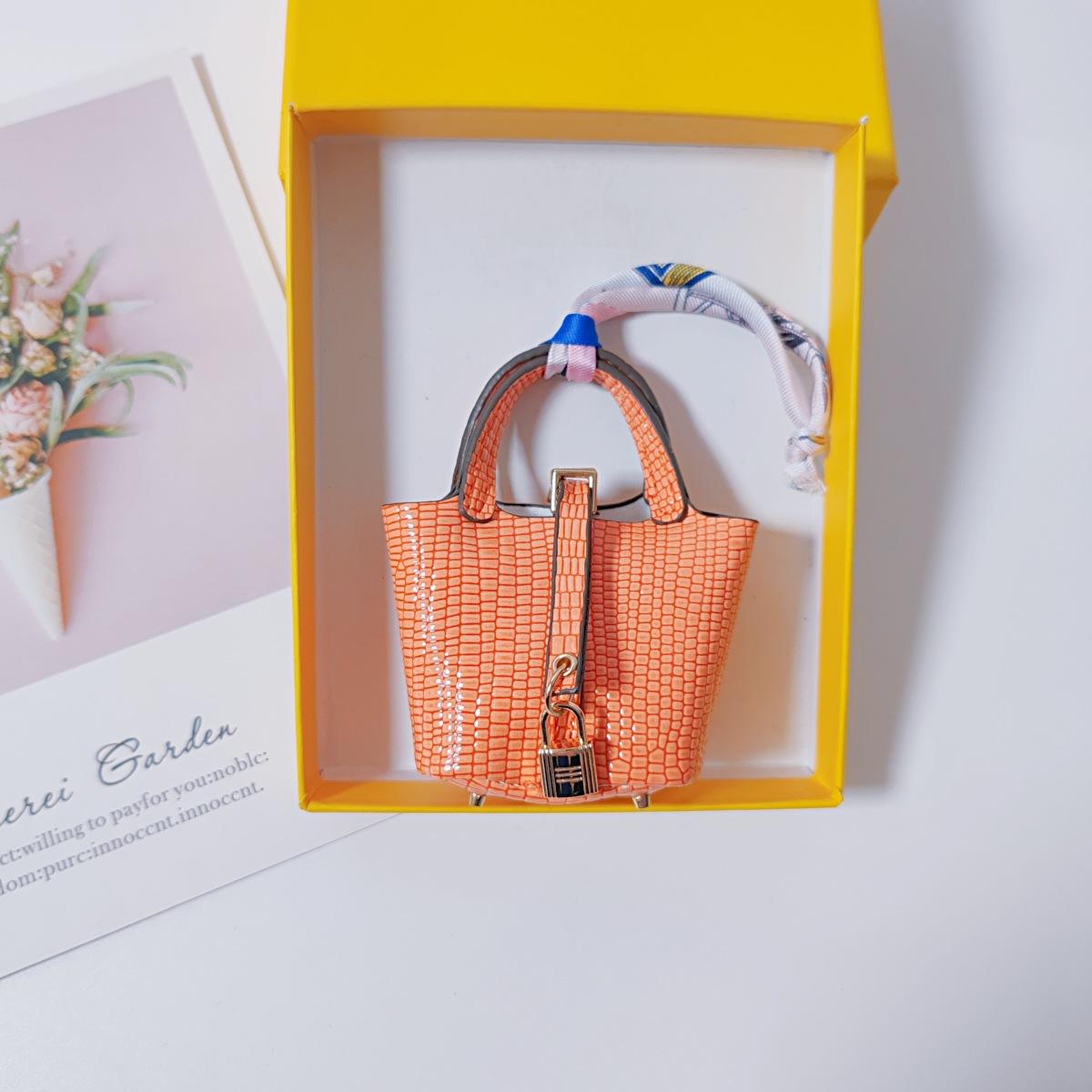 

Мини Льняной Чехол для Наушников Изысканный Брелок для Ключей Автомобиля Милый Кошелек для Мелочи Креативный Подвеска-Чехол для Наушников Продукт 7.5x3.5x9cm коричневый