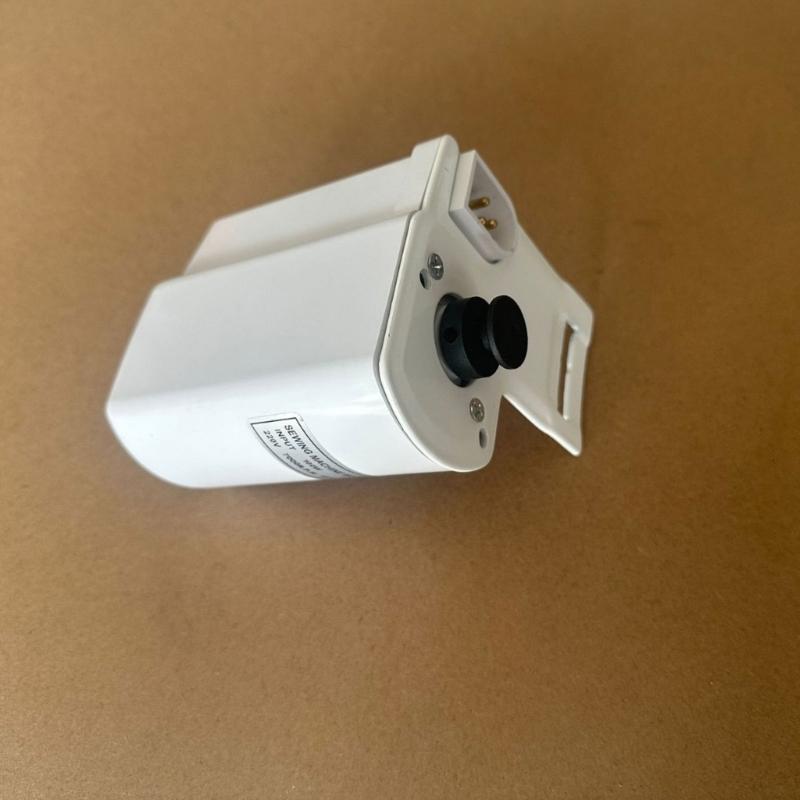 Strapazierfähiger 220V 100W 0,5A Elektrischer Nähmaschinenmotor 7000 U/min Ersatz für Professionelles Schneiderprojekt