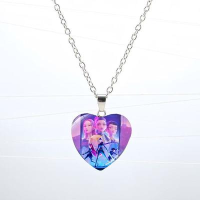 K-POP Náhrdelník s príveskom v tvare srdca pre tím Witch Hunt, Módna retiazka na sveter, Rekvizity pre tím Witch Hunt