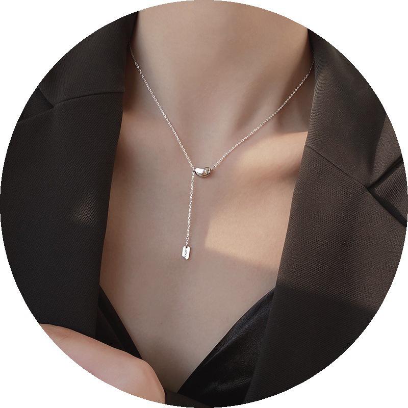 Women's Silver Titanium Steel Necklace with Micro-Inlaid Zircon - Elegant, Durable Clavicle Chain Jewelry