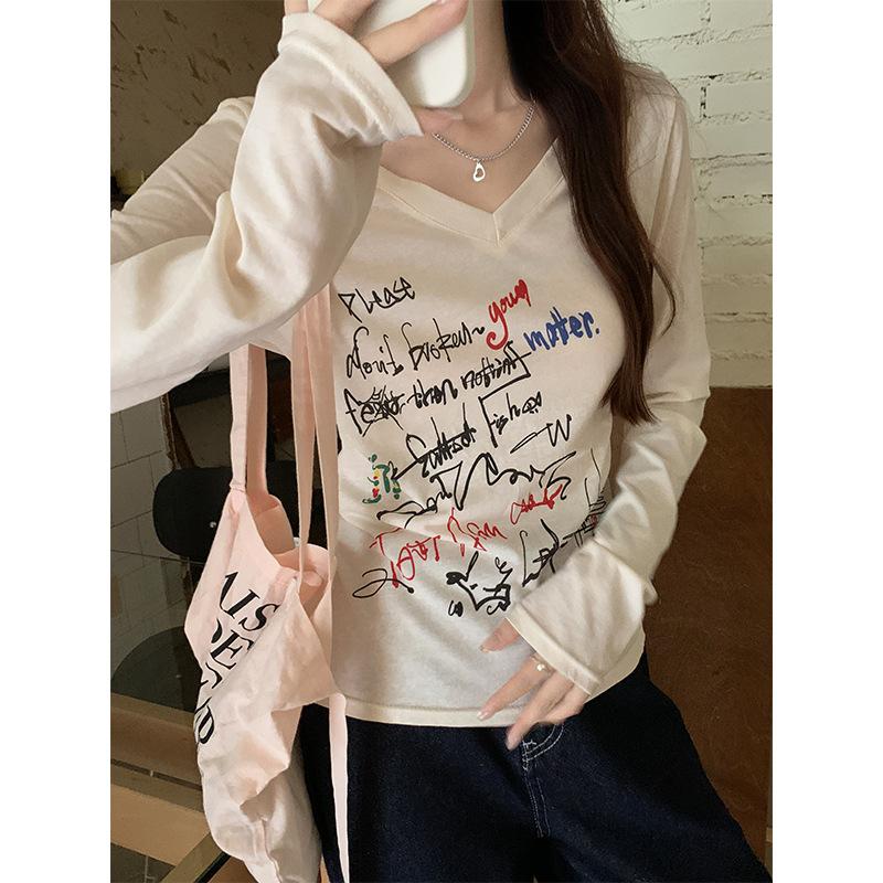 Sweet and Spicy Graffiti Letter Print V-neck Collarbone Exposed Front Shoulder Long Sleeve T-Shirt Women's Back Hollow Pure Desire Top Bottoming Shirt