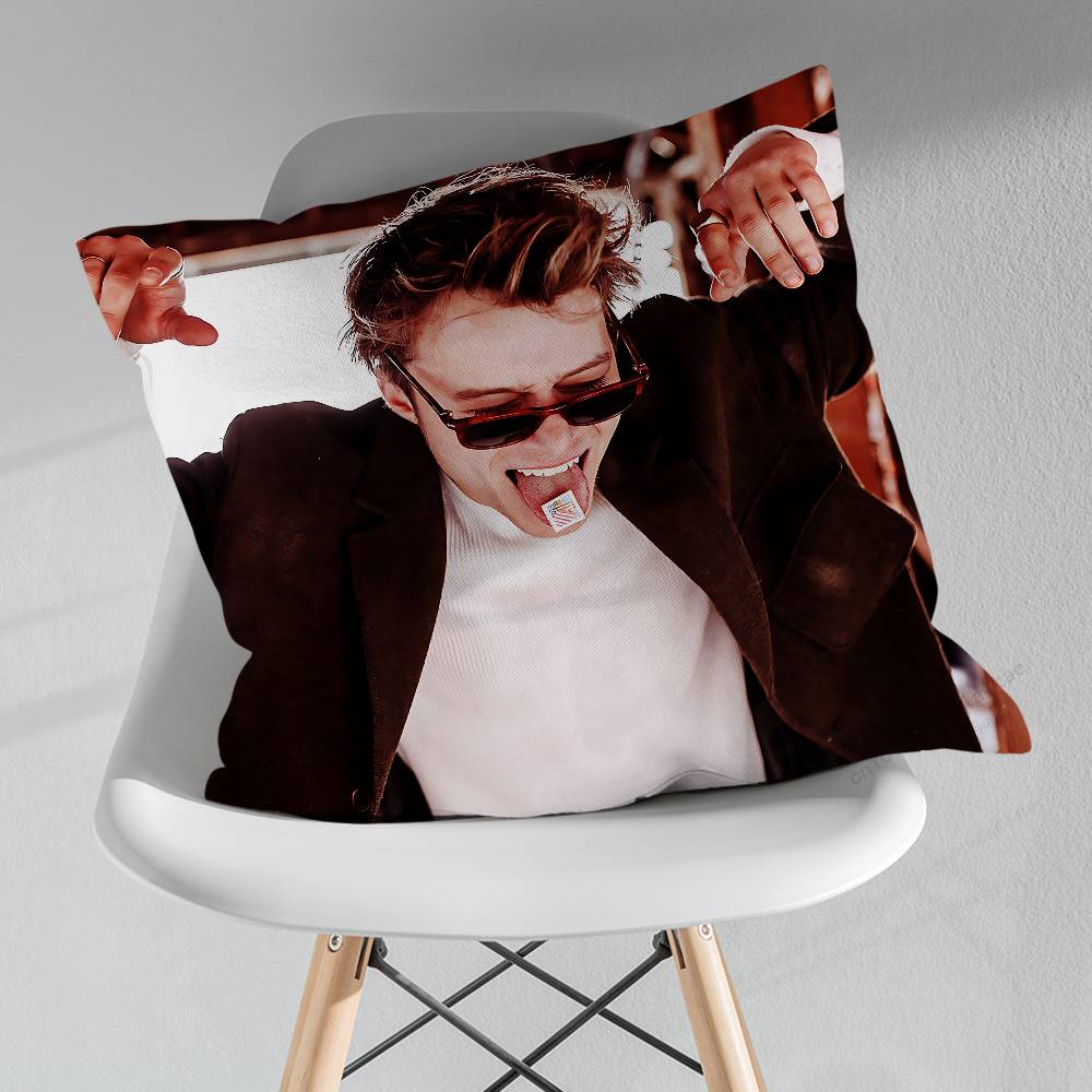 RRudy Actor PPankow Throw Pillow Case Living Room Sofa Cushion Cover For Home Bedroom Decoration Protector