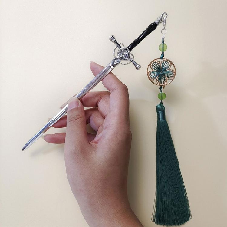 Stylish Hair Clip Swords Shaped Tassels Hair Barrette Alloy Texture Hair Accessory Hairpin Present for Swords Enthusiasts