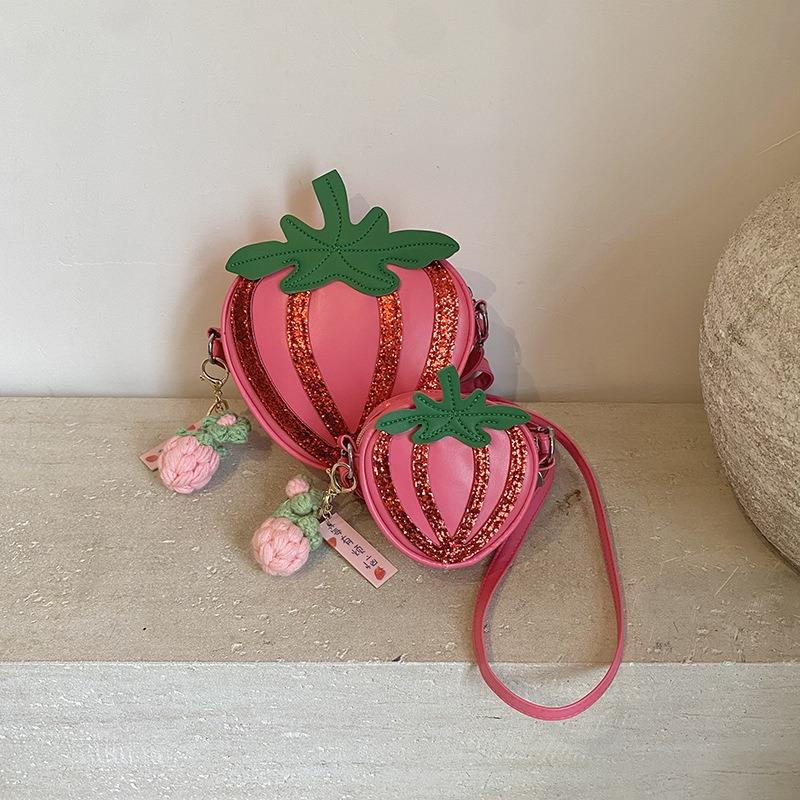 Mini fruit strawberry bag personalized niche design bag girl children student bag fashion shoulder messenger bag