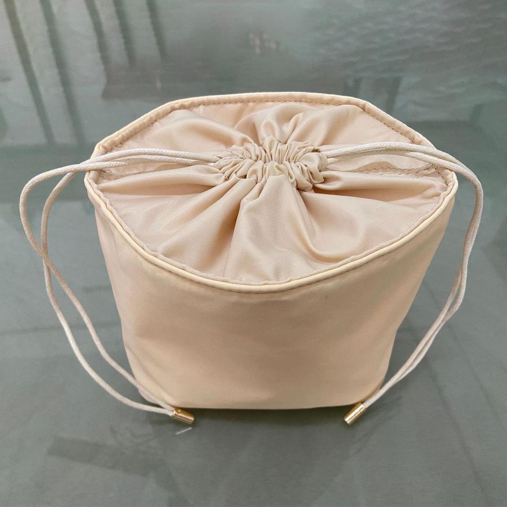 Red Tadpole Inner Pocket Mini Storage Bucket Bag - Modern Simple Design