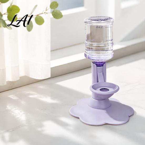 Abbeveratoio Automatico da Interno per Cani Dispenser d'Acqua per Gatti a Gravità Serbatoio 640ml Ciotola Ricaricabile Rialzata Sicura Plastica Fornitura per Animali Domestici Idratazione Senza Mani