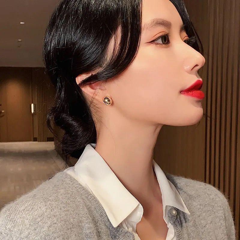 New Trendy Classic Gold Color Drop Metal Stud Earrings For Woman Korean Temperament Goth Party Jewelry Girls Unusual Accessory