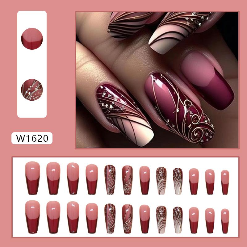 

European & American Short Almond Patterned Removable False Nails