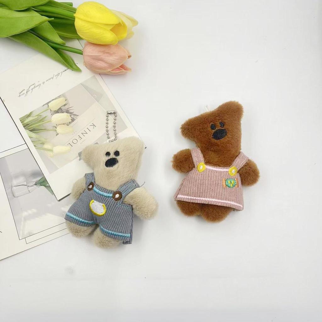 Wearable Silly Bean Bear Plush Toy Accessories - Tilted Head Little Bear Doll Bag Pendant for DIY Clothing Decoration.