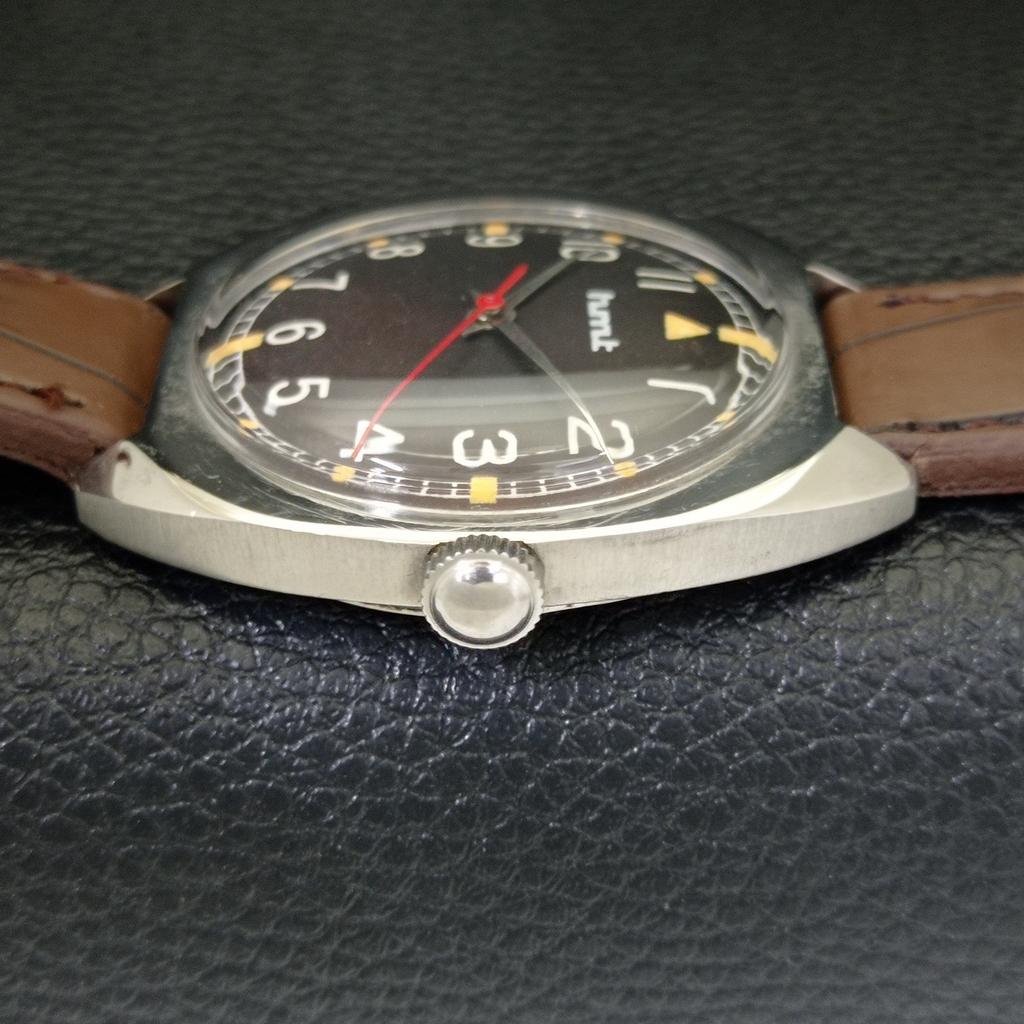 VINTAGE HMT HAND-WINDING INDIAN MENS BROWN COLOR DIAL WATCH A702801-1 R211-a702801