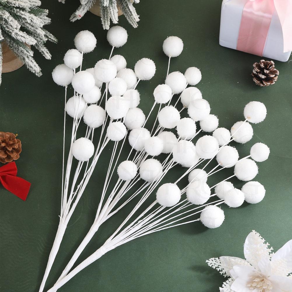 Christmas Tree Ornament White Snowball Foam Decorations for Holiday Window Setup and Party Displays with Classic Seasonal Style
