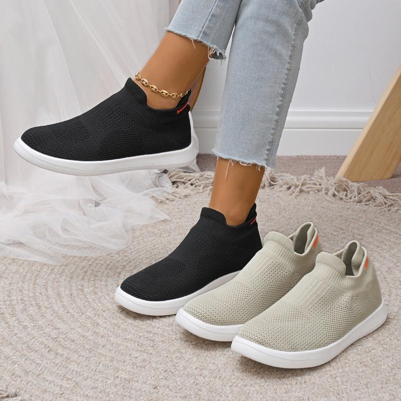 Fashion Spring and Autumn New Single Shoes Women's Flat Slip Feet Flying Weave Breathable Casual Light Soft Sole Shoes
