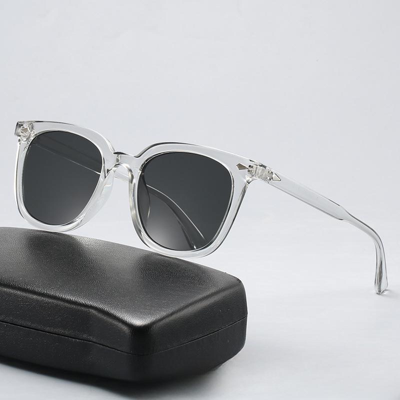 

Круглая оправа для ногтей из риса, корейская версия, солнцезащитные очки в стиле ретро Xiaohongshu, модные трендовые уличные солнцезащитные очки в одном стиле