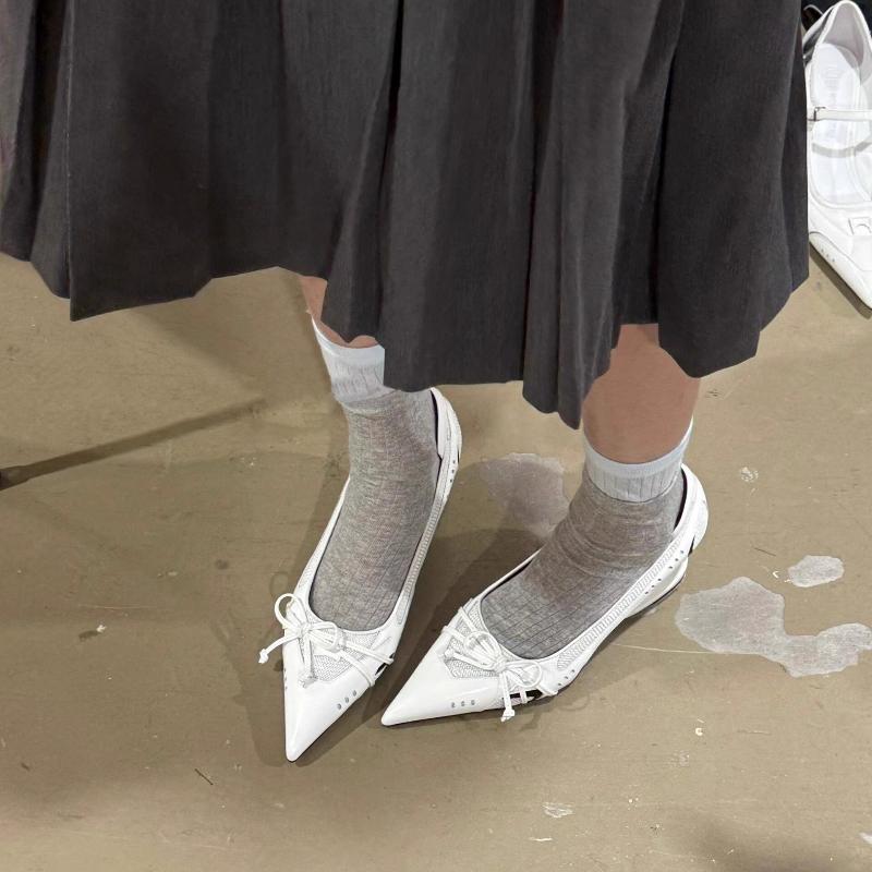 Fashion 2025 New Special Heel Spliced Heels Pointed Toe Heels Women's Fashion Shallow Mouth Bow Non-Slip Mary Jane Single Shoes
