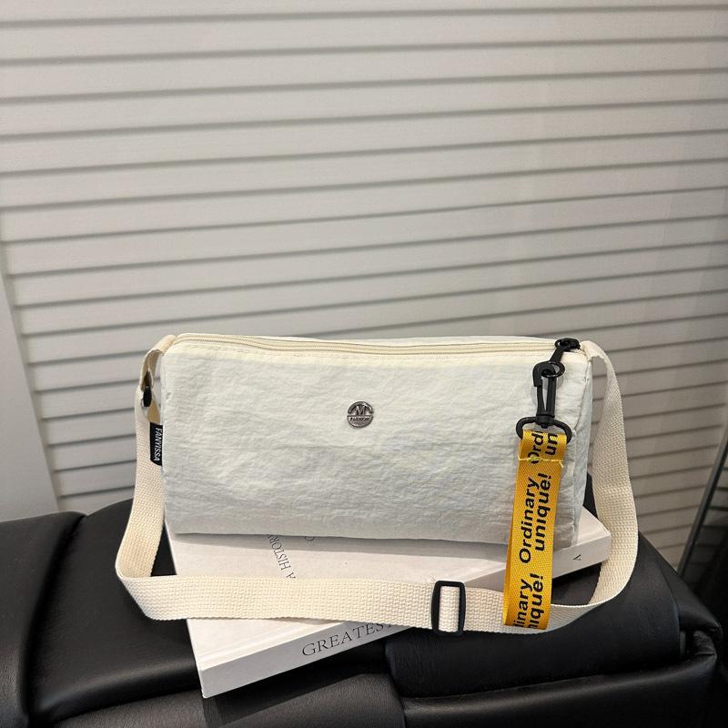 Casual and Niche Crossbody Bag, Fashionable Single-shoulder Lightweight Sports Backpack