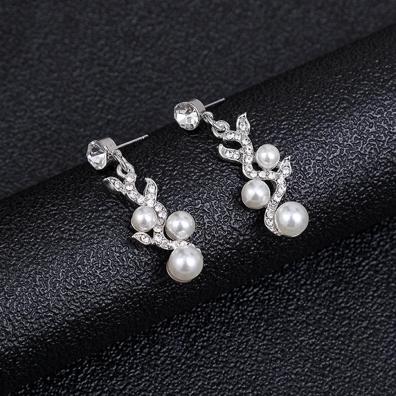 3pcs Korean Minimalist Zircon Zircon Set Plated Bridal Necklace Earrings Versatile Clavicle Chain Set for Weddings Everyday Wear
