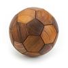 Teakholz Fußball Dekoration mit traditioneller Holzverbindung für Kinderzimmer und als Geschenk