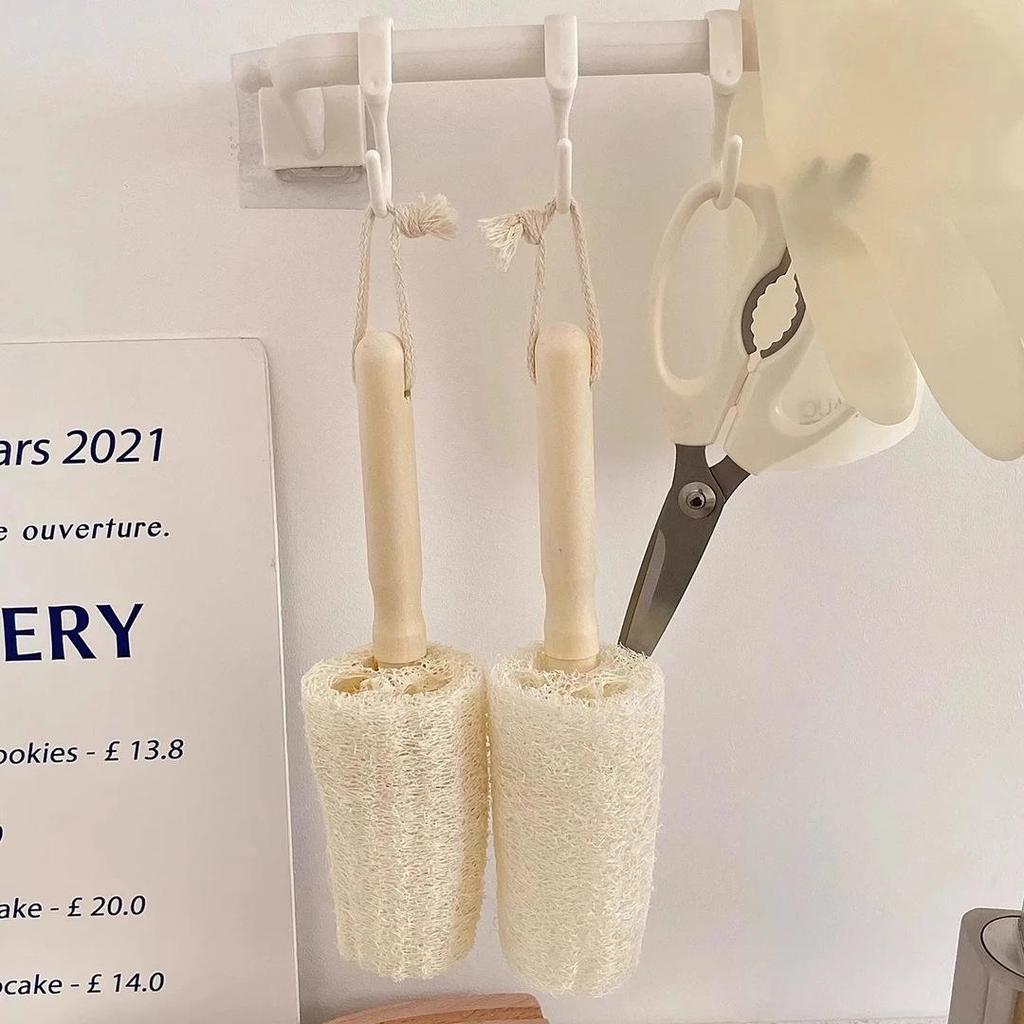 Hanging Wooden Handle Non-Stick Loofah Brush for Cleaning Tea, Glass, and Ceramic Cups