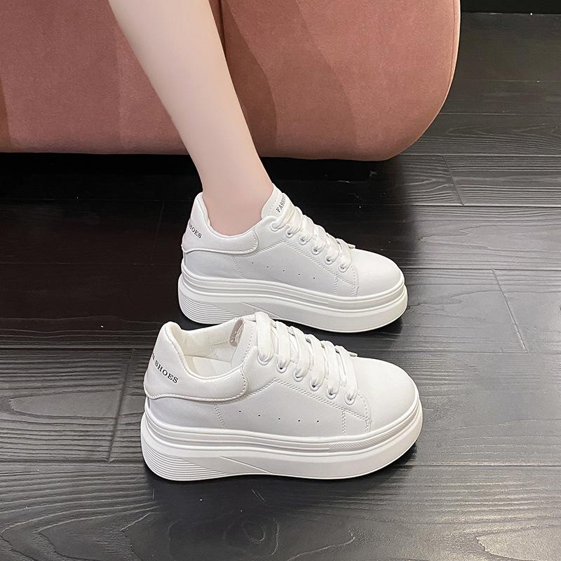 2025 Spring and Autumn New Popular Fashion Little White Shoes Women's Versatile Small Inner Height Increase 7cm Sports and Leisure Board Shoes