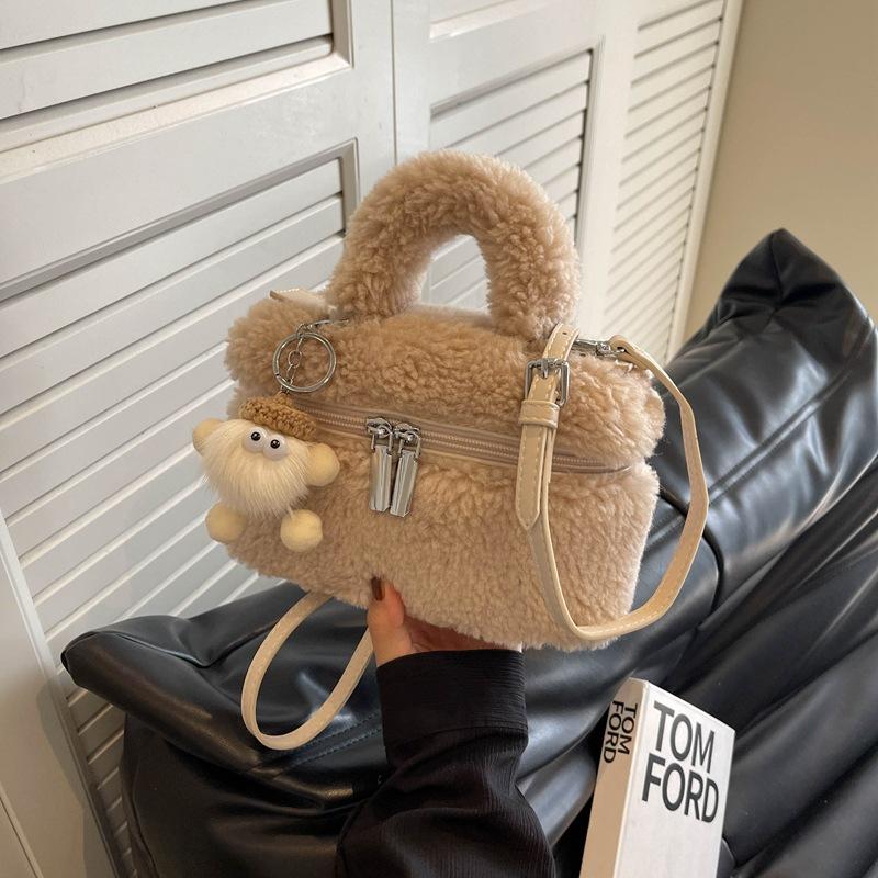 Bag Women's New Shoulder Oblique Span Bag Versatile Portable Small Square Bag