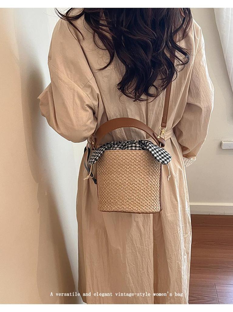 2026 Bow Plaid Straw Woven Bucket Bag: Fashionable, Versatile Single Shoulder Crossbody Handbag for Women