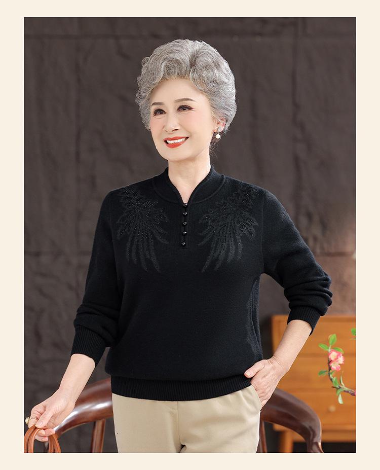 Cozy Winter Sweater for Elderly Women: Velvet-Lined, Half-High Collar, Stylish Base Layer for Autumn.