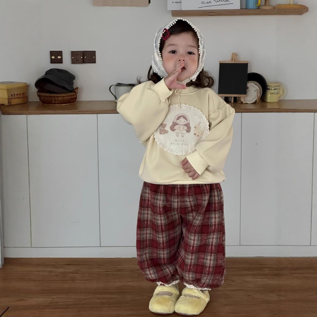 Children's autumn and winter new clothes baby winter clothes girls fleece sweater plaid pants set