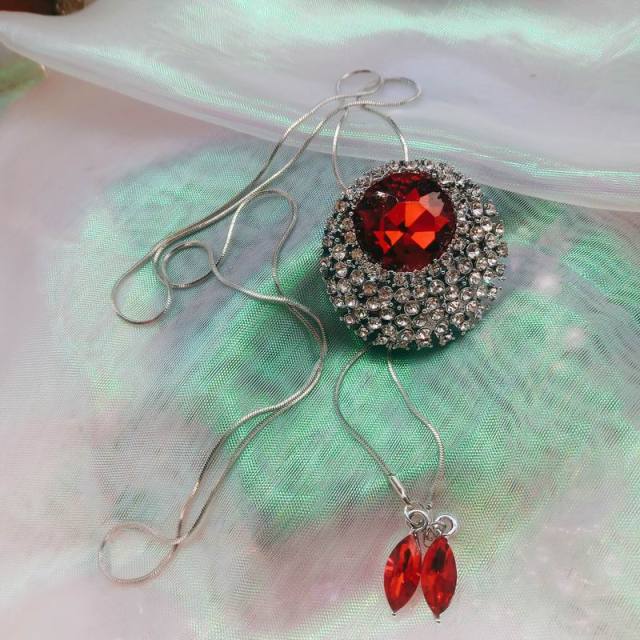 Шикарный Стиль Модный Элегантный Вид Кристальный Камень Стразы Подвеска Ожерелья Новое Поступление Бижутерия для ТемпераментаМодная Подвеска