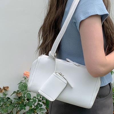 Vintage Leather Shoulder Bags for Women Simple Female White Handbags with Earphone Bag   Design Ladies Black Underarm Bags