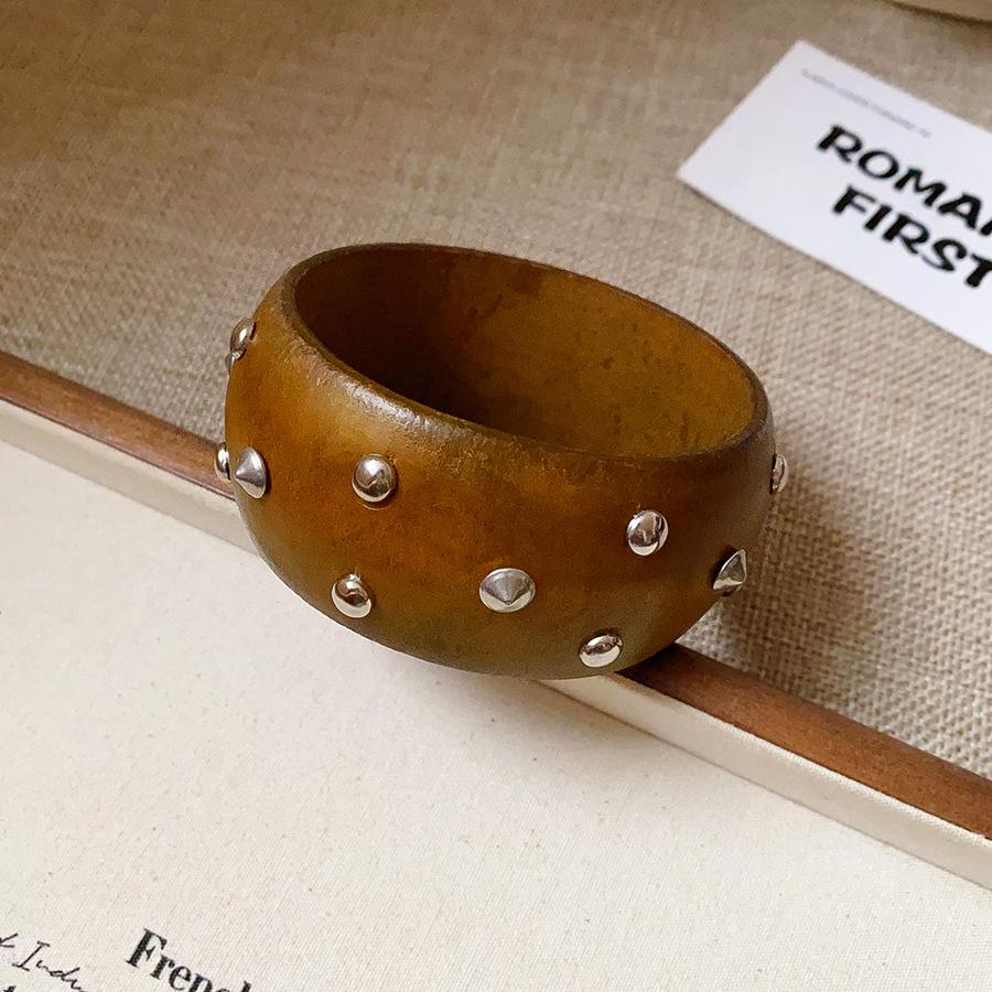European and American Wooden Bracelets Retro Simple and Versatile Bracelets Light Luxury High-end Temperament Jewelry Women