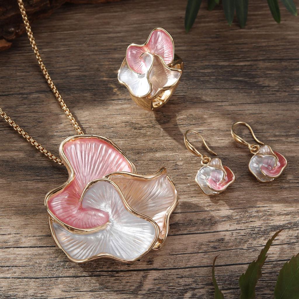 New Color Painting Oil Geometric Petal Stud Earrings, Pendant Set, Women's High-end Jewelry Set