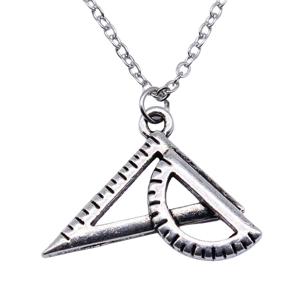 Hammered Horseshoe Pendant Necklace Western Cowboy Lucky Charm 40cm Short Chain
